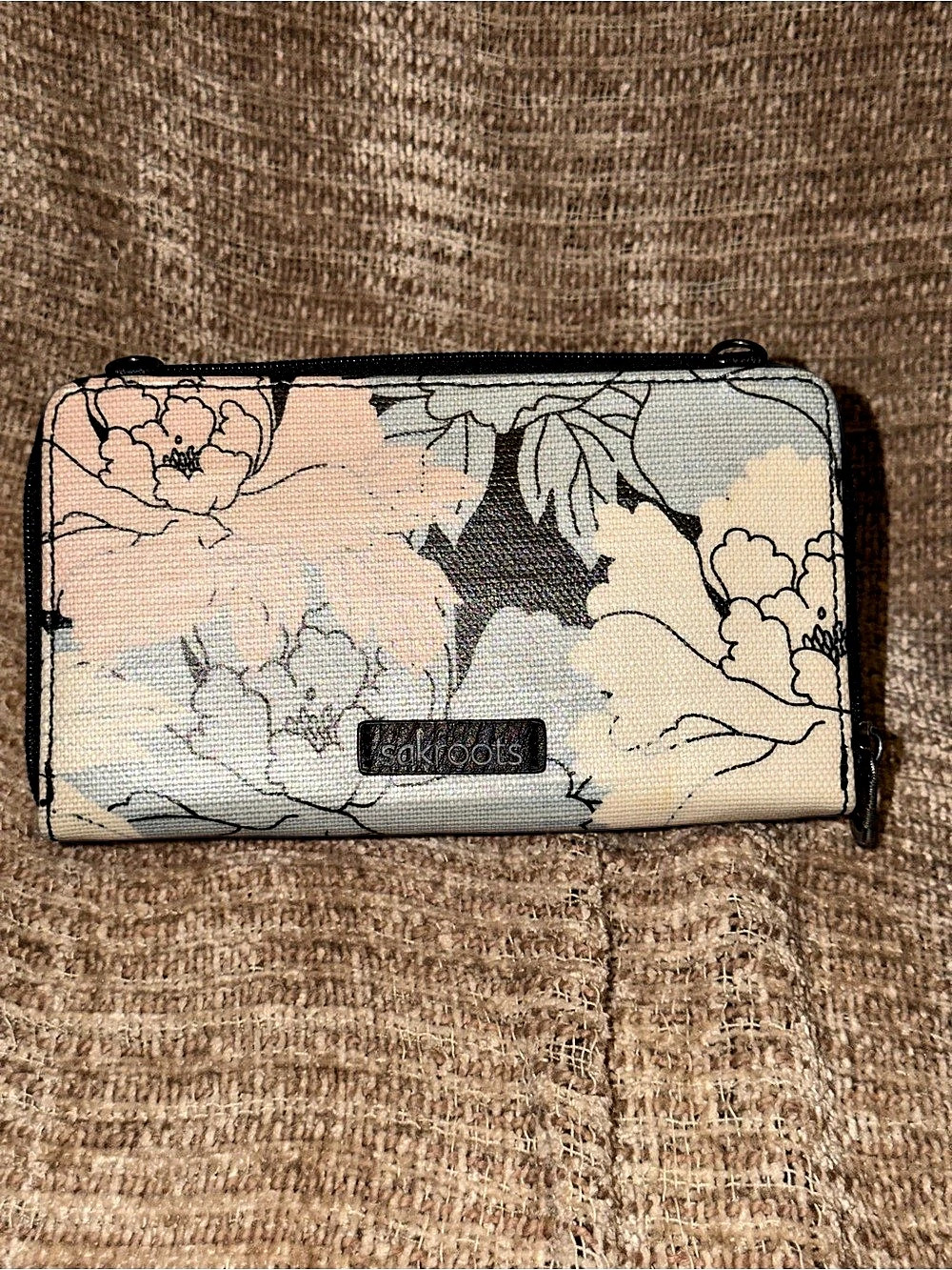 sakroots Artist Circle Large Smartphone Crossbody Wallet Pink & Black